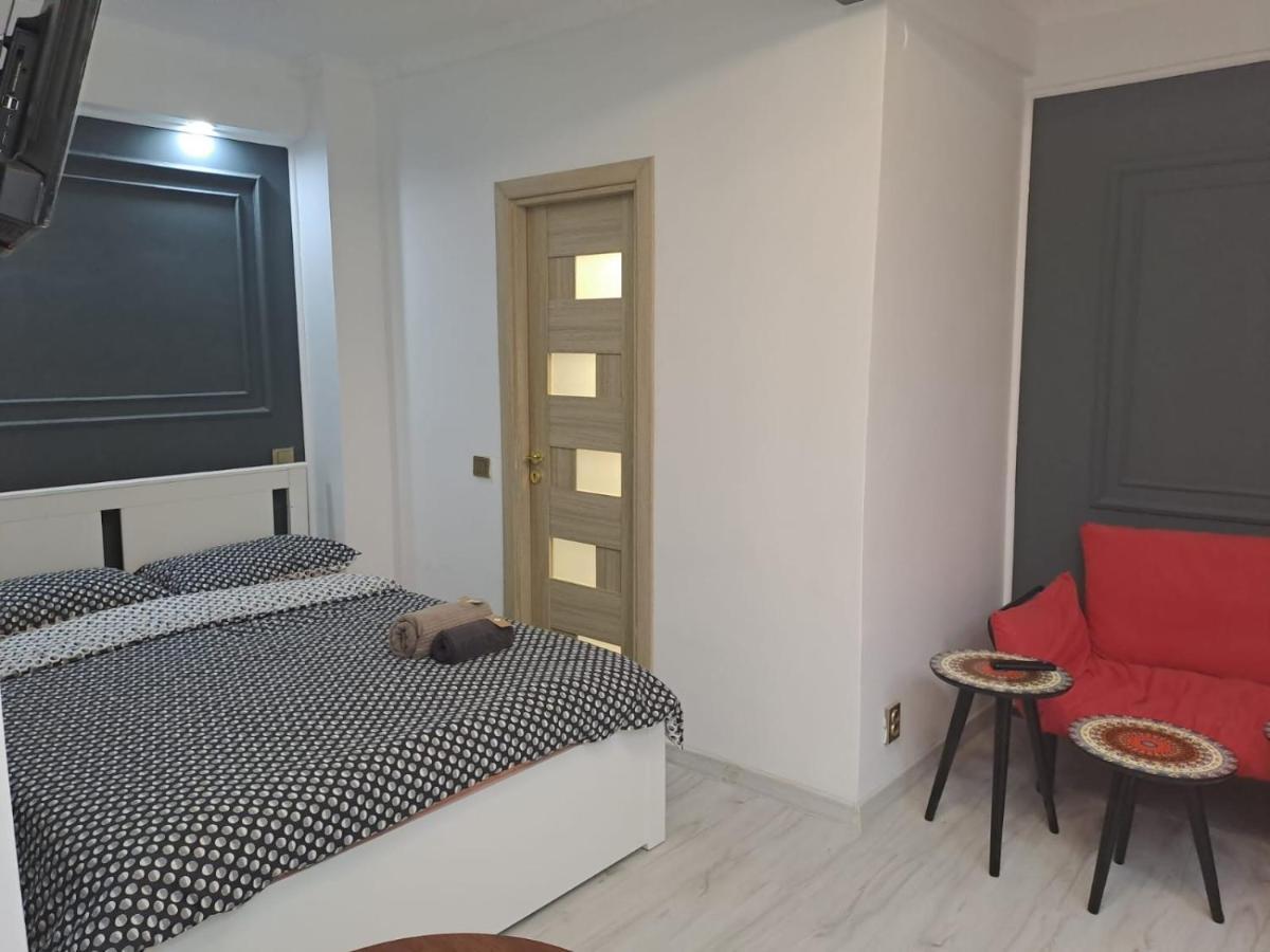 Апартаменты Deluxe Studio Oldtown Бухарест Экстерьер фото